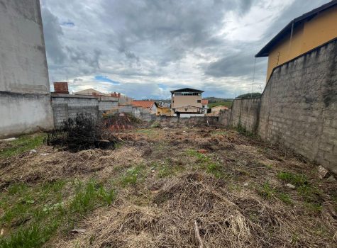 3b256a6e-c628-4cf5-b699-8208b4d3061b